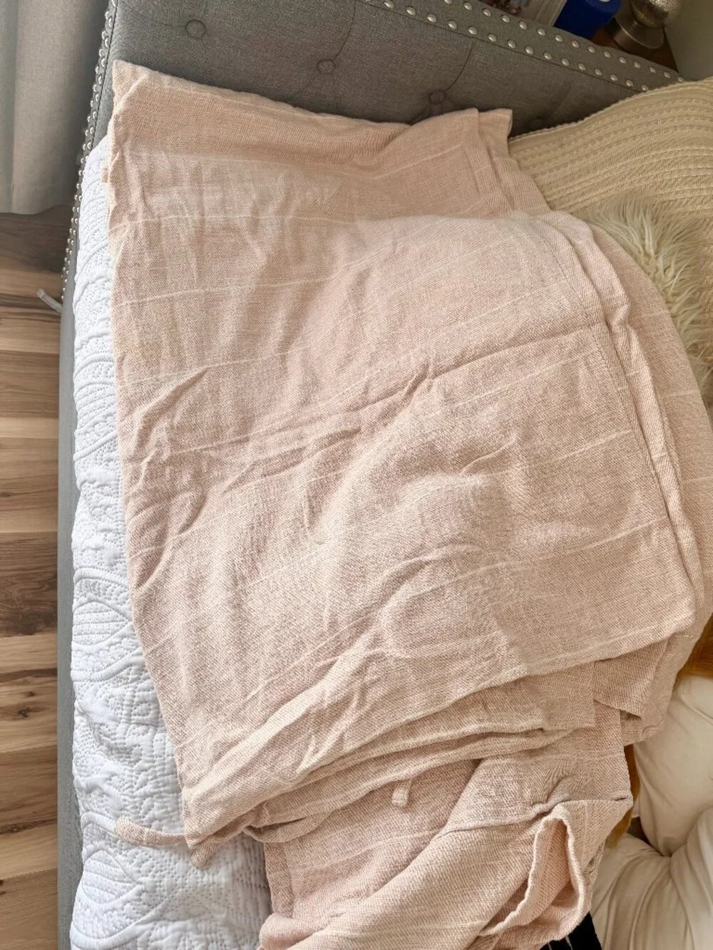 Urban Outfitters UO Home Queen Duvet Cover -Pink/White Pinstripe
